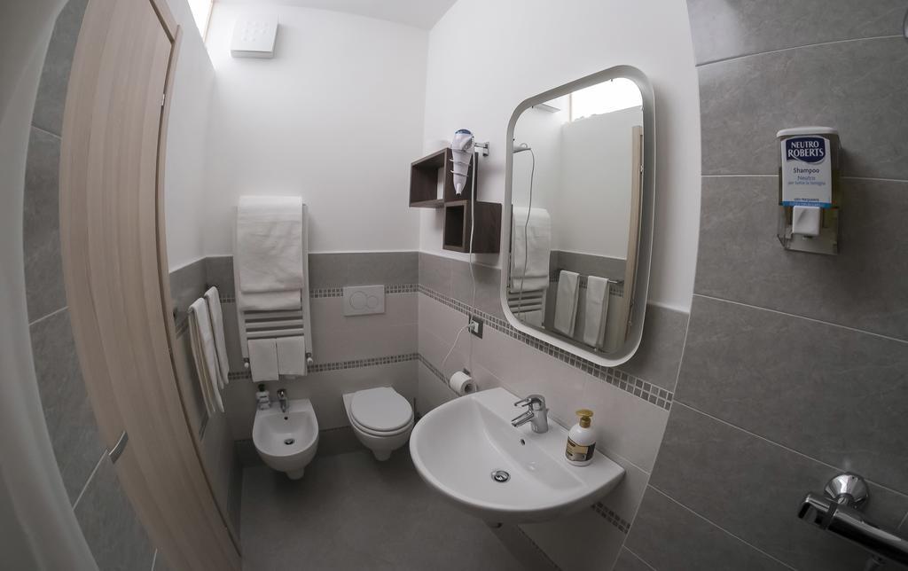 Verona Fiere Rooms Екстер'єр фото