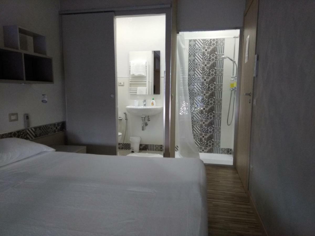 Verona Fiere Rooms Екстер'єр фото